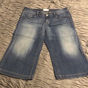 LIKE NEW Maurices wide leg capris 13/14